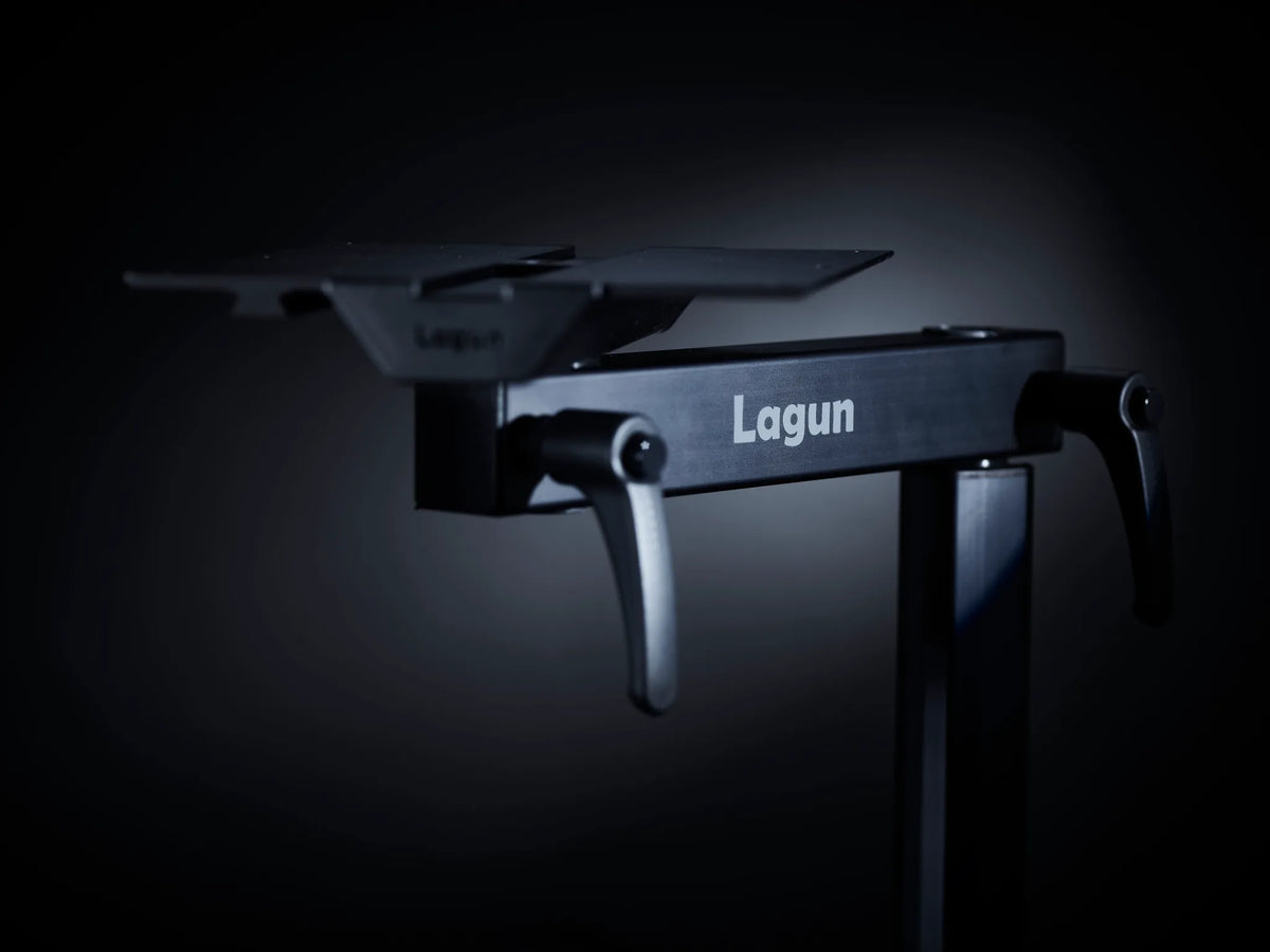 Details des silbernen Lagun Tischgestells aus Aluminium