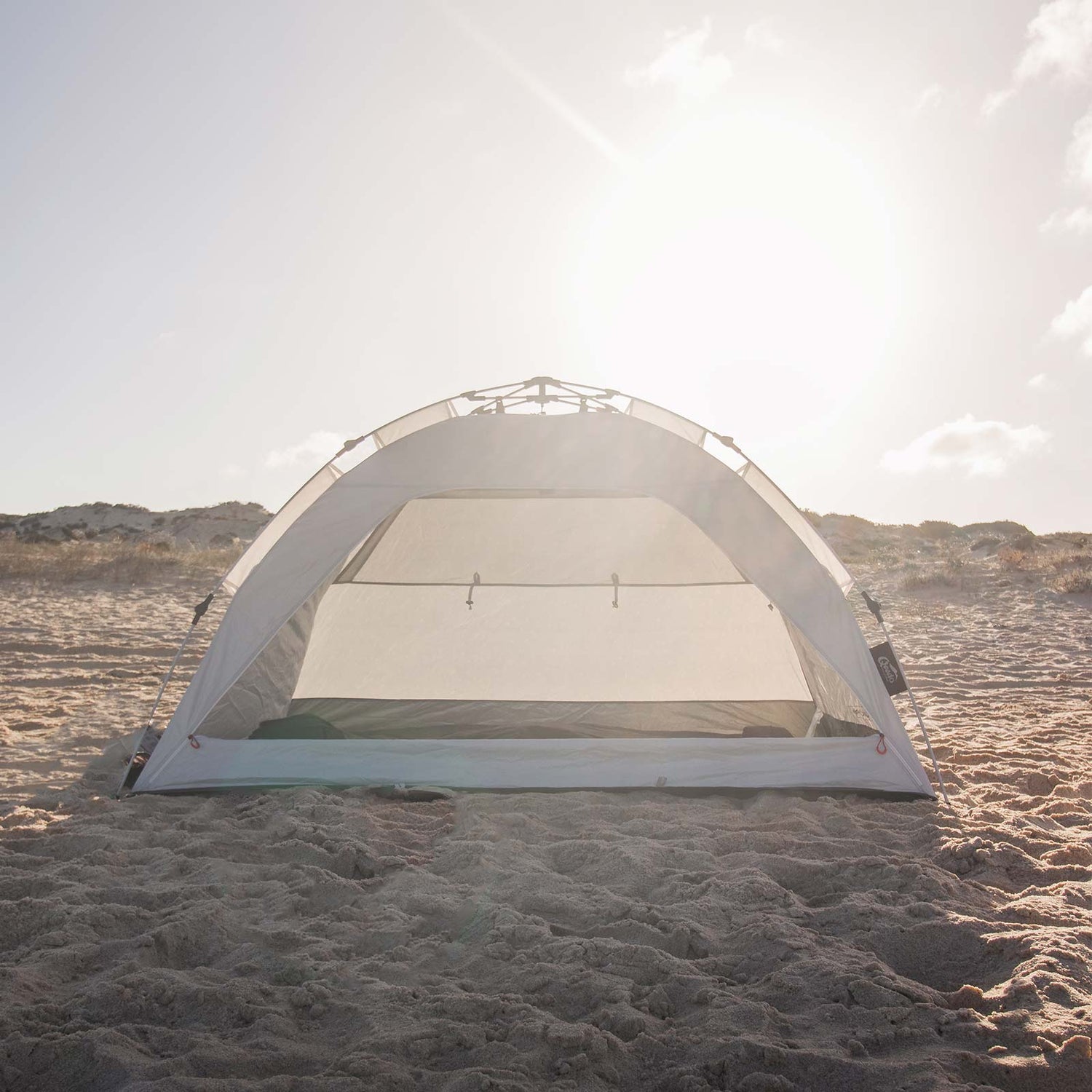 qeedo Quick Palm, quickly erected beach tent