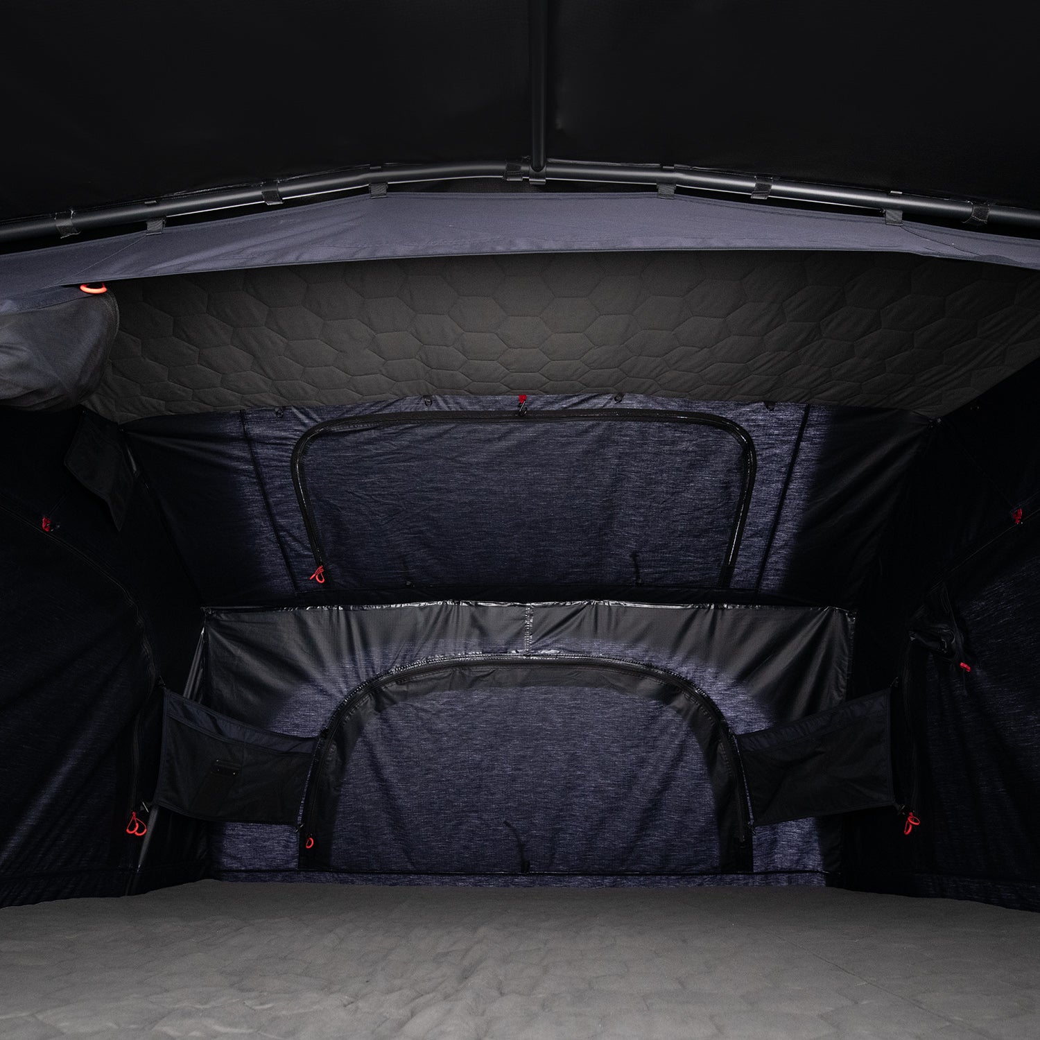 Qeedo Freedom Family 4 Dachzelt (2025) – CAMPING-PIONEERS