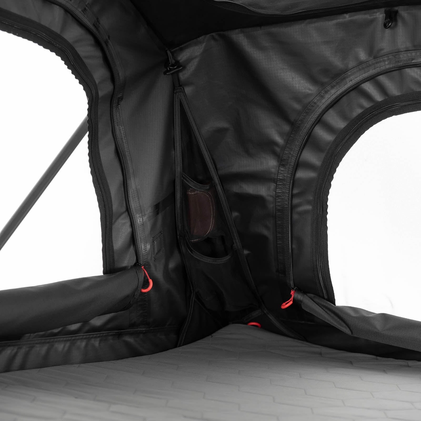 qeedo Freedom Compact 3: The light and compact roof tent for three
