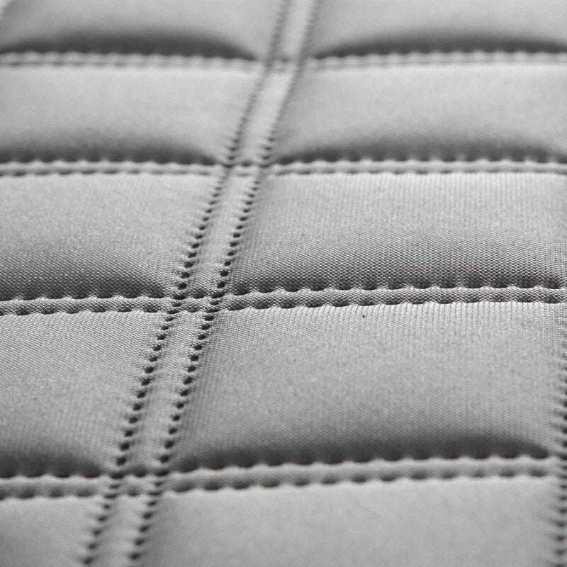 Matelas en mousse à mémoire de forme Vickywood toit rigide